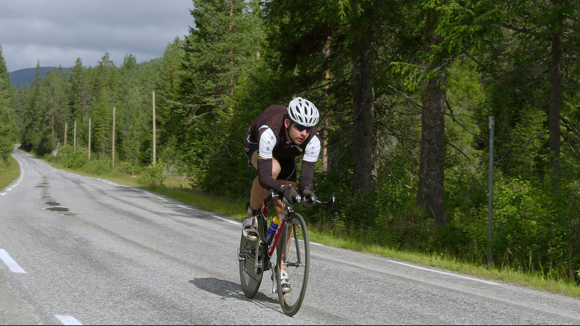 “激烈的季后赛对决：一场“命运之战”的幕后故事”，命运之轮全球总决赛回放